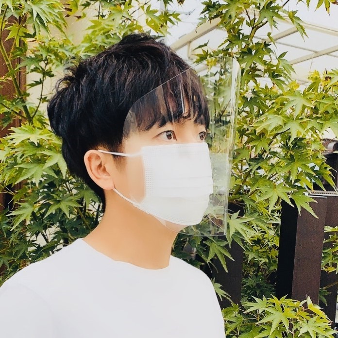 �}�X�N�ɂ��� �t�F�C�X�V�[���h�@�򖗖h�~�@������̔򖗂�h��
���Ȉ�@�@�G�X�e safety shield �R���i�����h�~